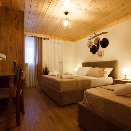 Guva Guest House Gjirokaster Bagian luar foto